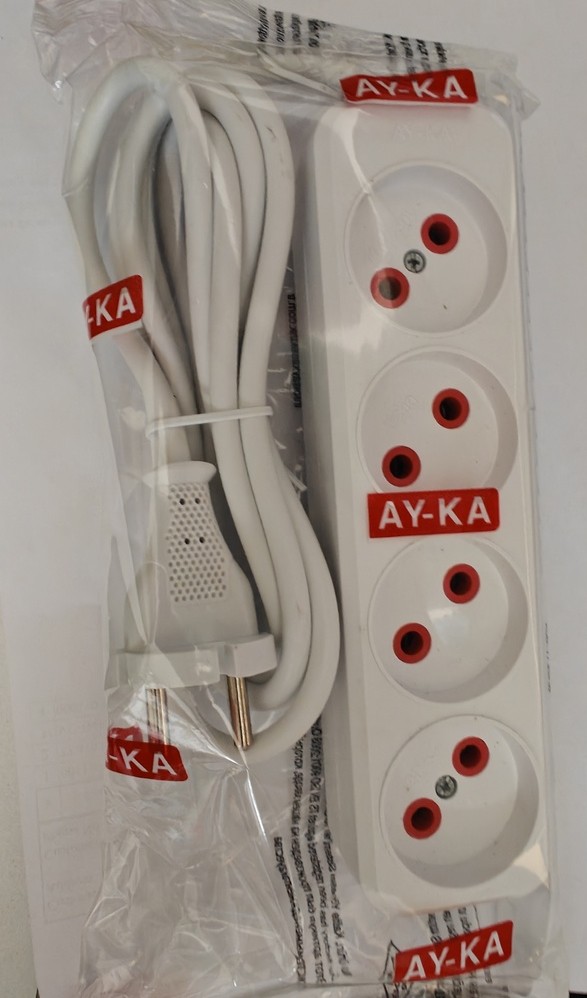 AY-KA 4 Gang 2M Cable Without Switch 77 410 02